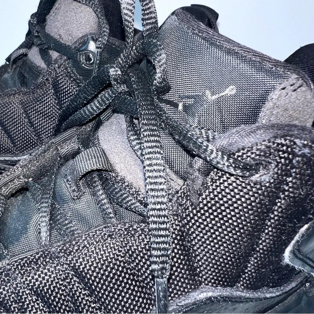 Nike Air Jordan‎ Stay Loyal Triple Black Sneakers Shoes Youth 6